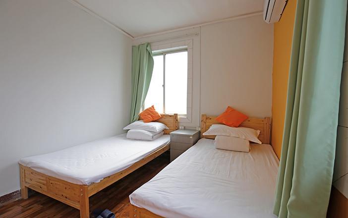 Zhuangse Chengdu Youth Hostel Buitenkant foto