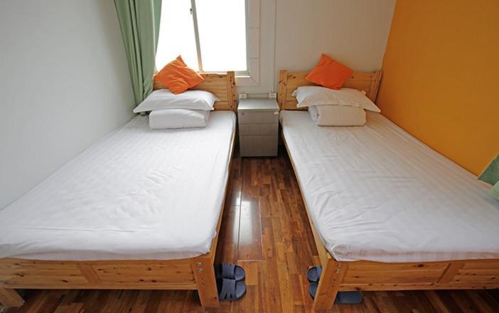 Zhuangse Chengdu Youth Hostel Buitenkant foto