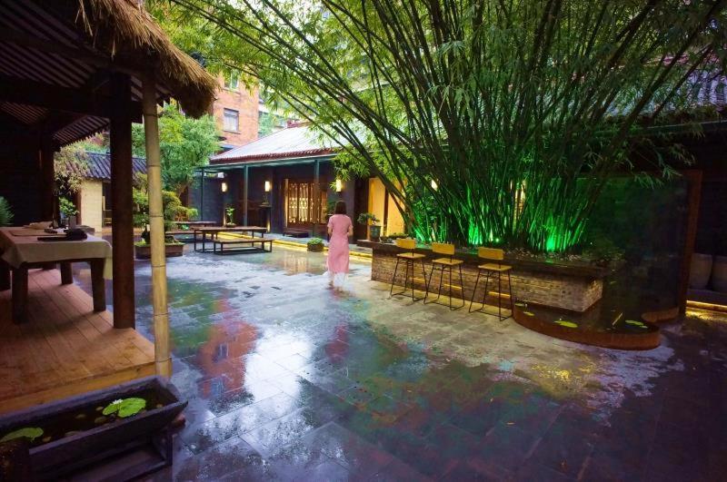 Zhuangse Chengdu Youth Hostel Buitenkant foto